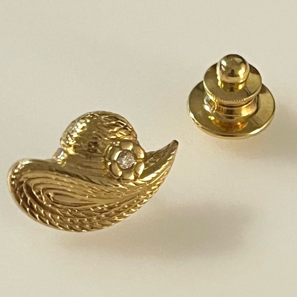 Avon Gold Tone Rhinestone Miniature Hat Pin Brooch Tie Tack - Picture 15 of 15